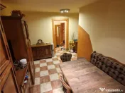 Decomandat 4 camere etaj 1 Circumvalatiunii/Iulius Town 