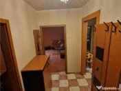 Decomandat 4 camere etaj 1 Circumvalatiunii/Iulius Town 