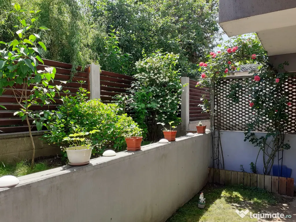 Apartament pe bulevard 4 camere Bulevardul Dem Radulescu Ramnicu Valcea