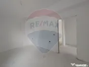 Apartament cu 3 camere ETAJ 2