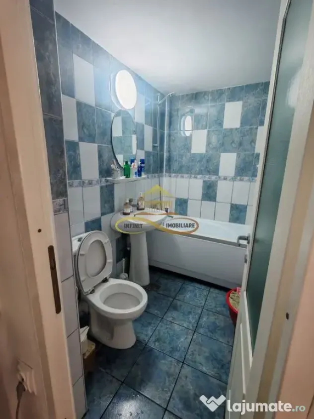 Vand apartament 3 camere decomandate – zonă Ștefan ce...