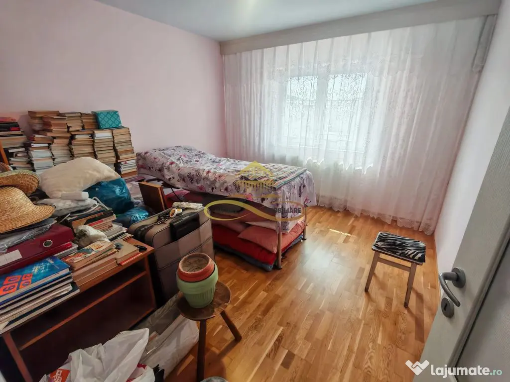Vand apartament 3 camere decomandate – zonă Ștefan ce...