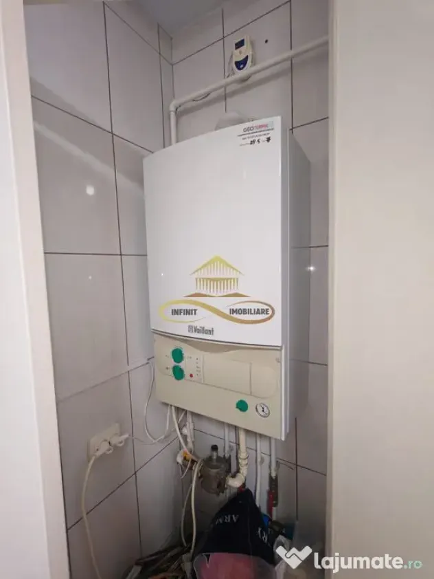 Vand apartament 3 camere decomandate – zonă Ștefan ce...
