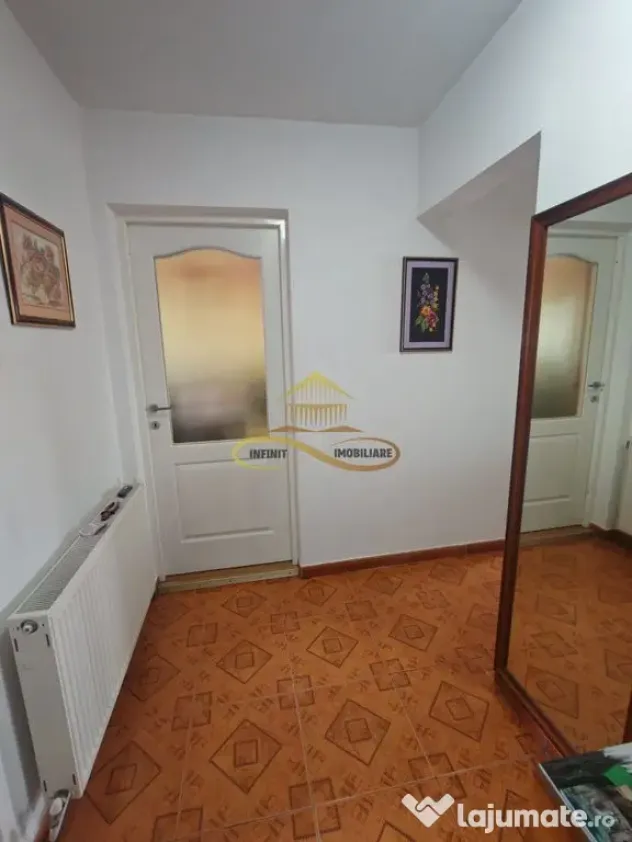 Vand apartament 3 camere decomandate – zonă Ștefan ce...