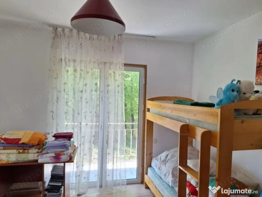 Vilă spațioasă de vanzare in Breaza, 270 mp utili si tere