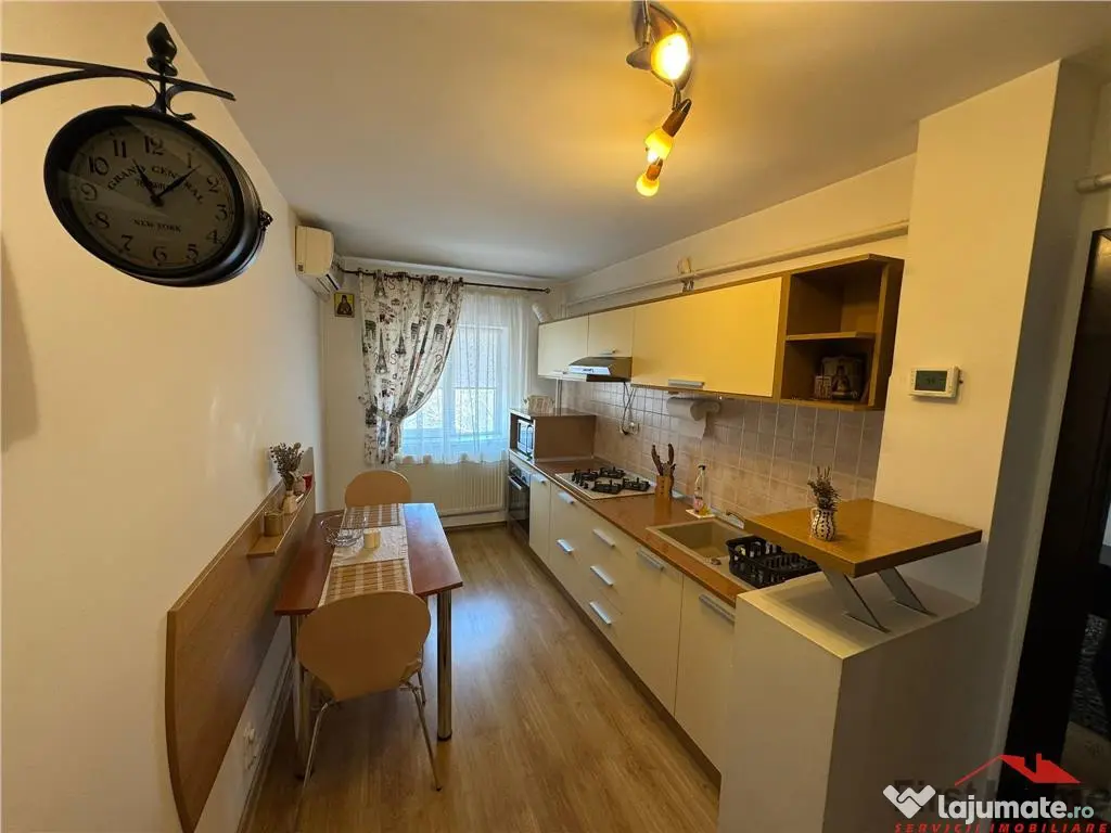 Ap 2 cam, renovat, parcare, B.dul Independentei