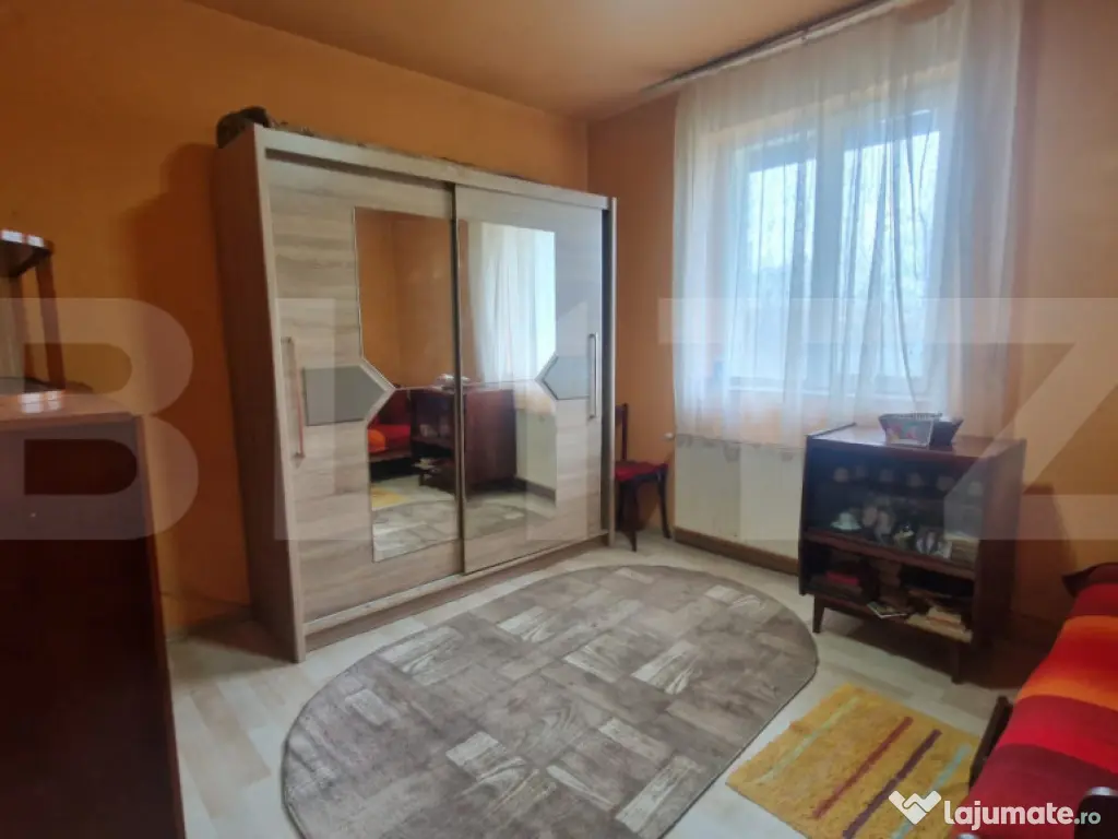 Urgent ! Apartament decomandat 60 mp etaj 2 zona buna cu piv