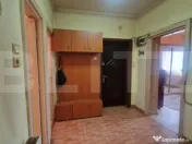 Urgent ! Apartament decomandat 60 mp etaj 2 zona buna cu piv 