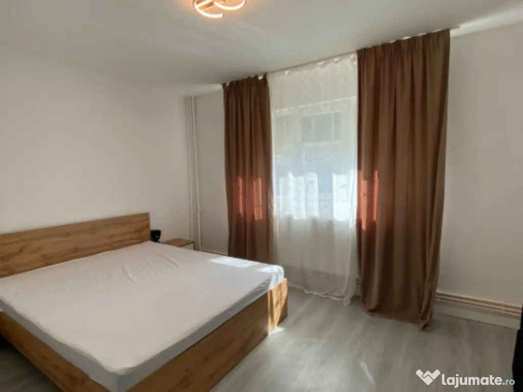 Apartament 2 camere semidecomandat, 50 mp, Craiovita