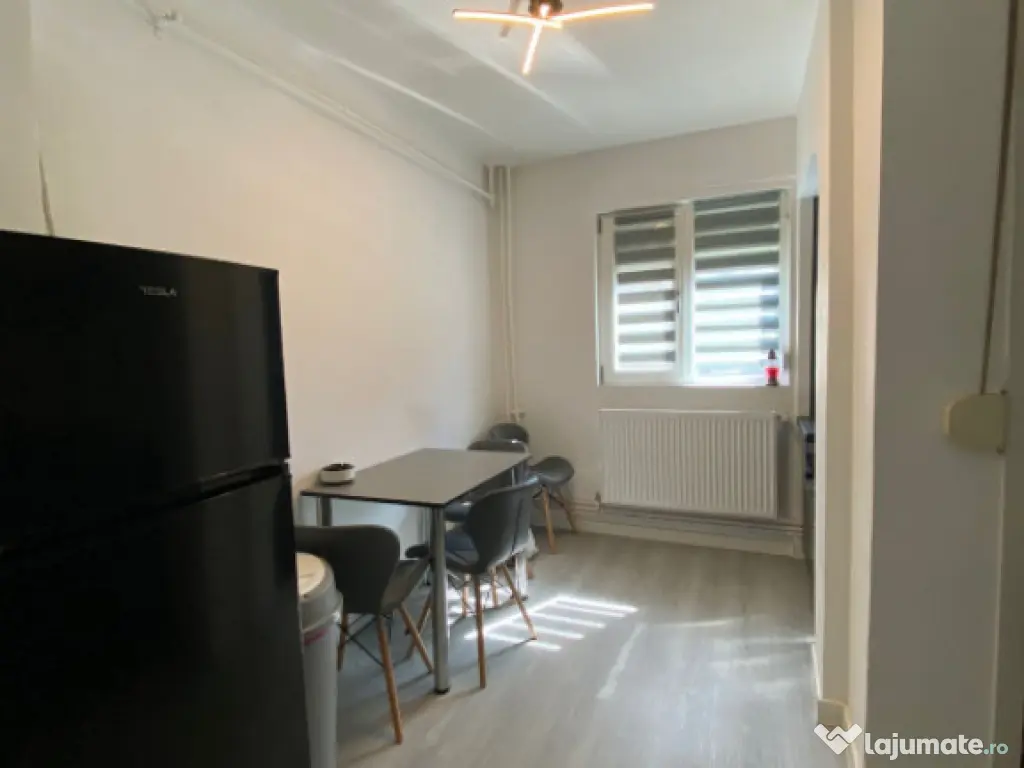Apartament 2 camere semidecomandat, 50 mp, Craiovita