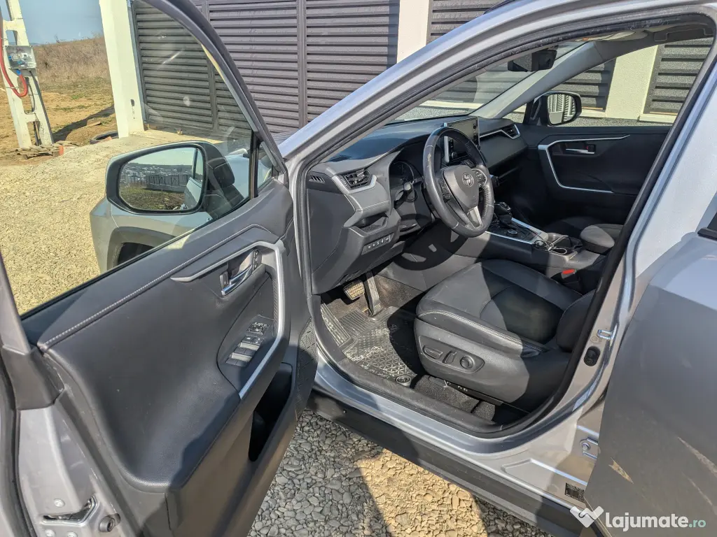 Toyota RAV4 2.5 Hybrid AWD, Luxury, 111000 km, 2020, primul proprietar
