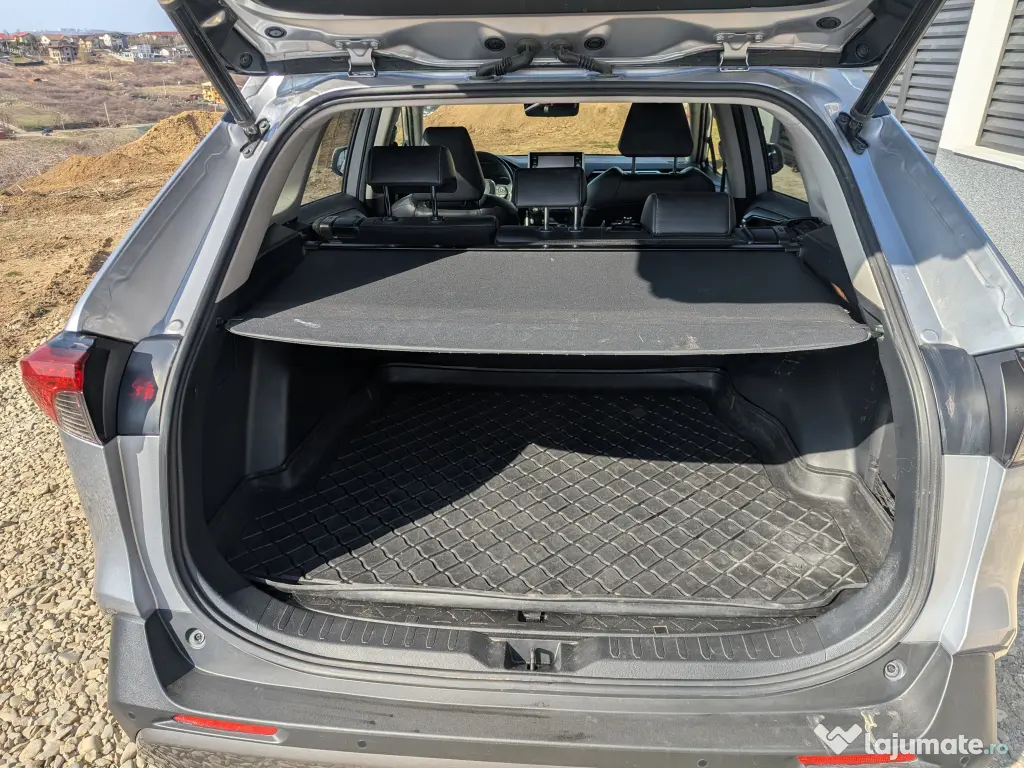 Toyota RAV4 2.5 Hybrid AWD, Luxury, 111000 km, 2020, primul proprietar