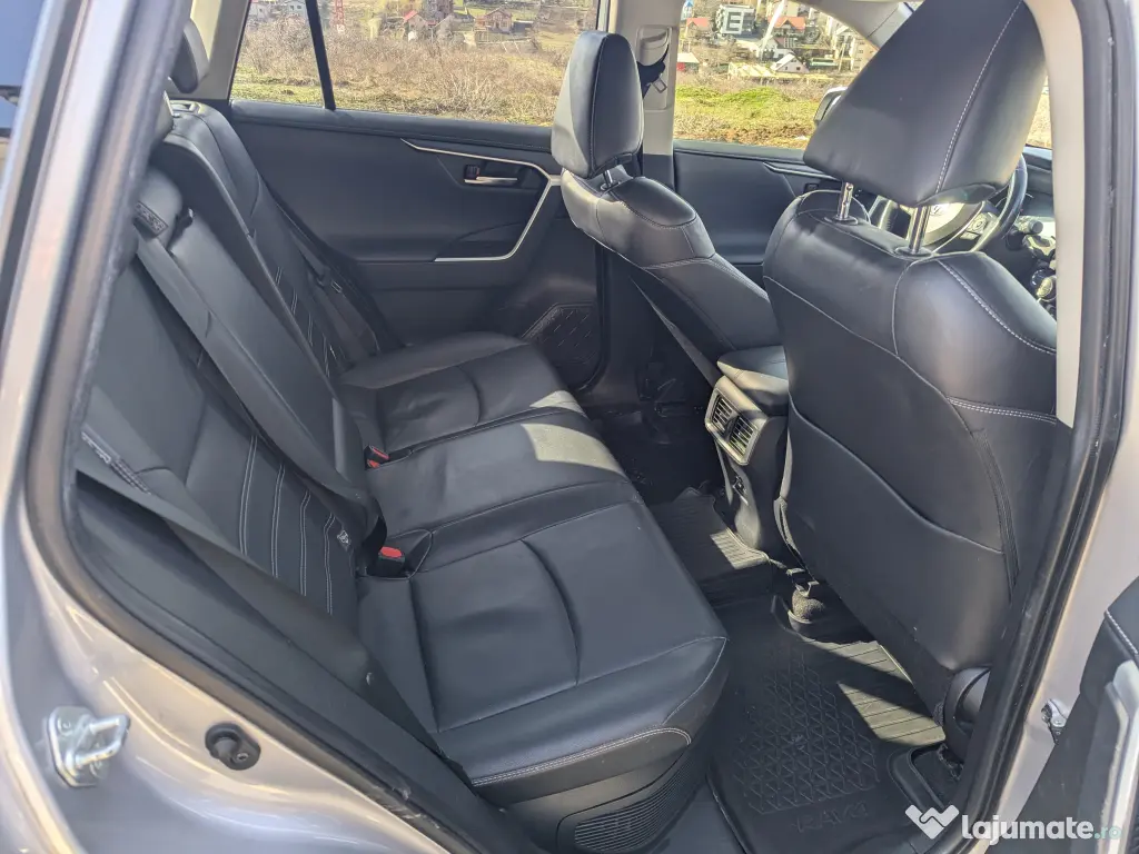 Toyota RAV4 2.5 Hybrid AWD, Luxury, 111000 km, 2020, primul proprietar