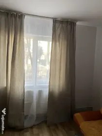 Inchiriez apartament 2 camere aproape de școlii, universitate