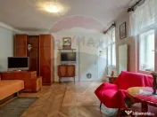 Apartament 3 camere si două băi, Str Republicii, Centru... 