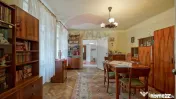 Apartament 3 camere si două băi, Str Republicii, Centru... 