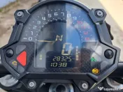 Motocicleta Kawasaki z650 