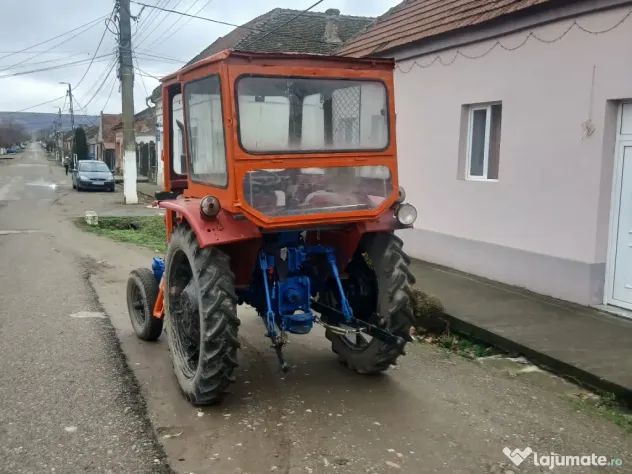 Tractor fiat + remorcă