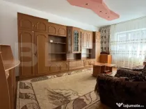 Apartament 2 camere, decomandat, etaj intermediar, zona foar