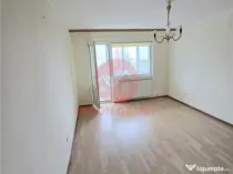 Apartament 3 Camere, Decomandat Macul Rosu