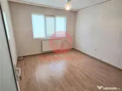 Apartament 3 Camere, Decoamndat, Macul Rosu 