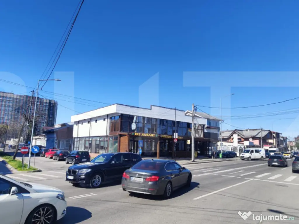Spatiu comercial, 200 mp, zona Micro 6
