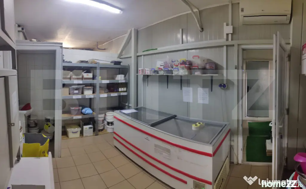 Spatiu comercial, 200 mp, zona Micro 6