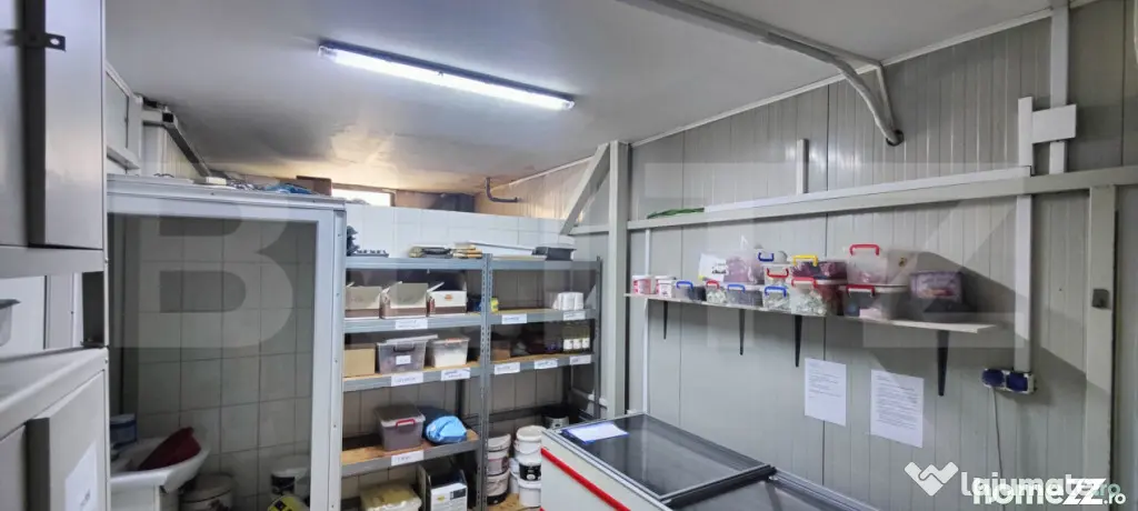 Spatiu comercial, 200 mp, zona Micro 6