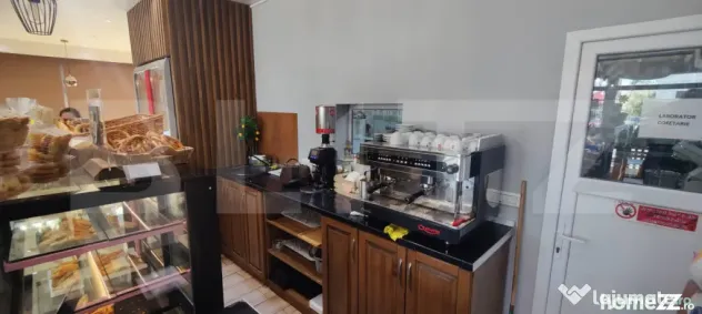 Spatiu comercial, 200 mp, zona Micro 6