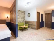 Apartament extins, trei unitati locative cu baie proprie, ce 