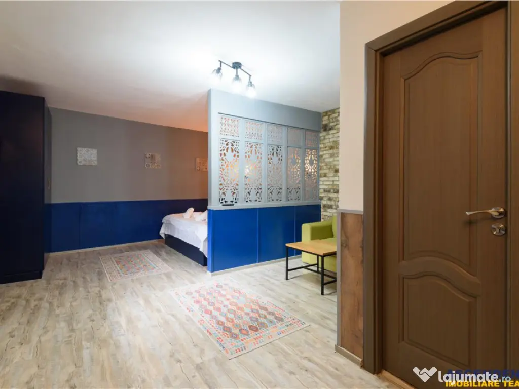 Apartament extins, trei unitati locative cu baie proprie, ce