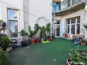 Cladire istorica, 175mp-5 camere, etaj 1, terasa si balcon, 