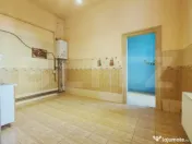 Cladire istorica, 175mp-5 camere, etaj 1, terasa si balcon, 