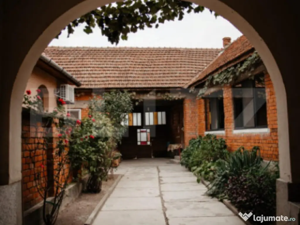 Casa individuala, 234 mp, zona Bichigi - Faget