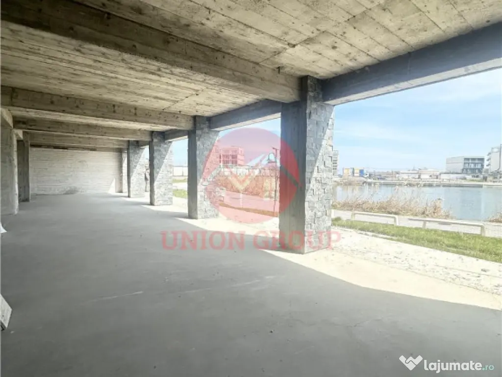Spatiu Comercial Eforie Nord cu Intrare Directa din Promenad