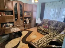 APARTAMENT DE 3 CAMERE DECOMANDAT, ETAJ 4, ZONA CU MULTE FAC