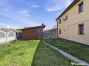 Casă cu 5 camere de inchiriat in Sofronea,Arad 