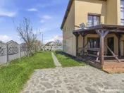 Casă cu 5 camere de inchiriat in Sofronea,Arad 