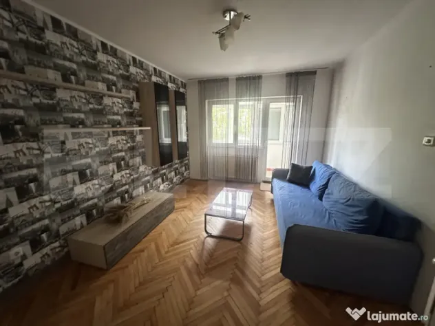 Apartament cu 2 camere, decomandat, 53 mp, zona Careiului