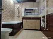 Apartament 3 camere, decomandat, spatios, boxa, Tractorul - Isaran! 