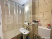 Garsoniera decomandata 37mp,etaj 3,zona Liceul Henri Coanda 