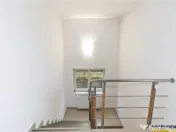 Resedinta cu atmosfera familiara,peisaj imersiv,amplasare pr 