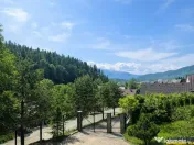 Resedinta cu atmosfera familiara,peisaj imersiv,amplasare pr 