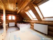 Casa din busteni cu ferma zootehnica si afacere (Tengheler, 