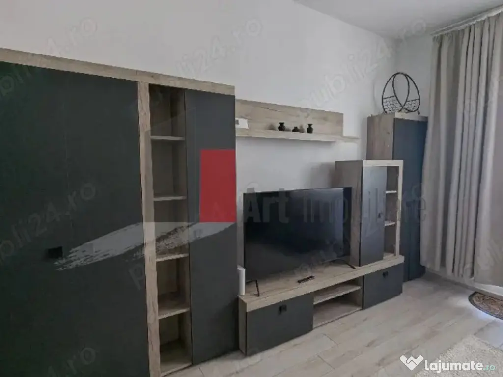 Inchiriez apartament cu 2 camere+ loc de parcare Uverturii