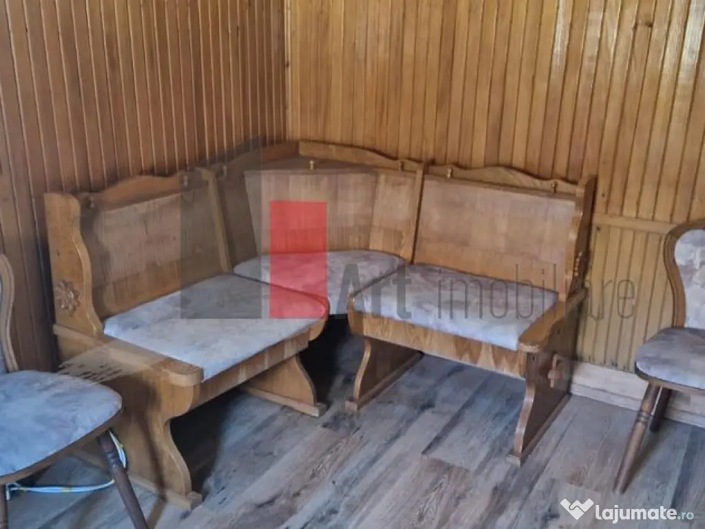 CASA DE VANZARE IN BUSTENI- POIANA TAPULUI