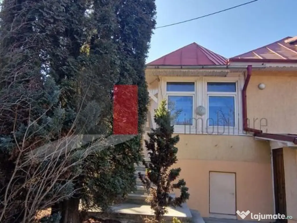 CASA DE VANZARE IN BUSTENI- POIANA TAPULUI