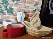 Recipiente din ipsos sigilate 