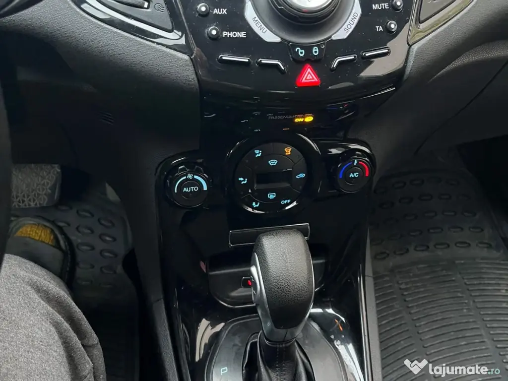 Ford Fiesta automat 2014