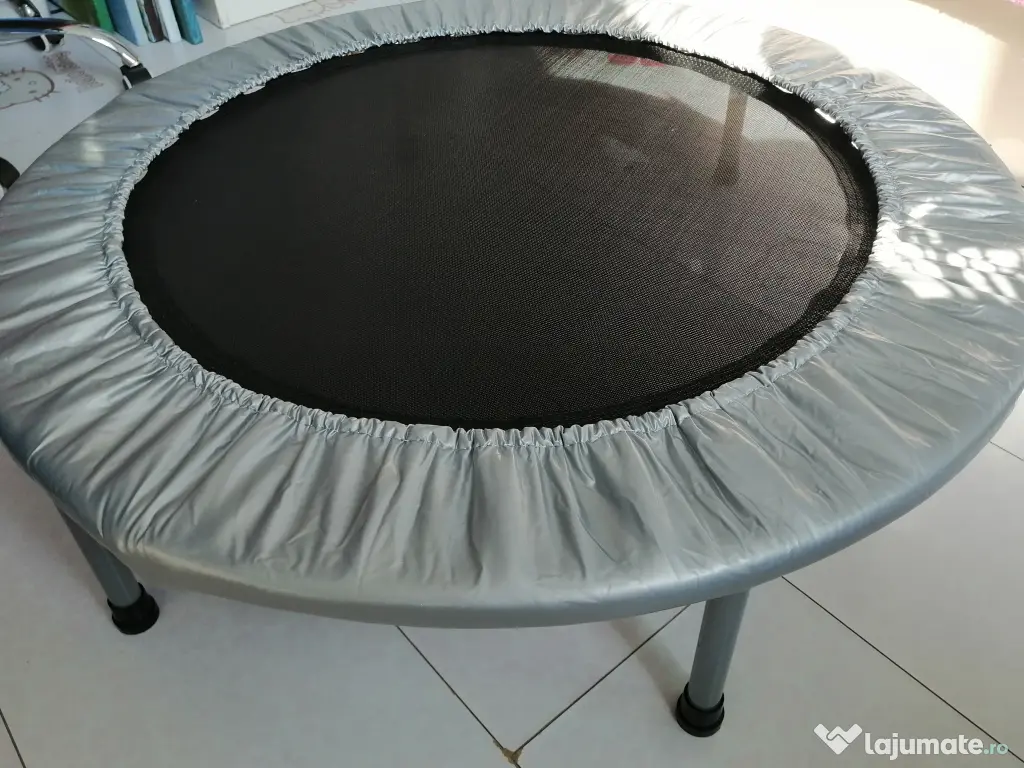 Trambulina pliabila adulți și copii.